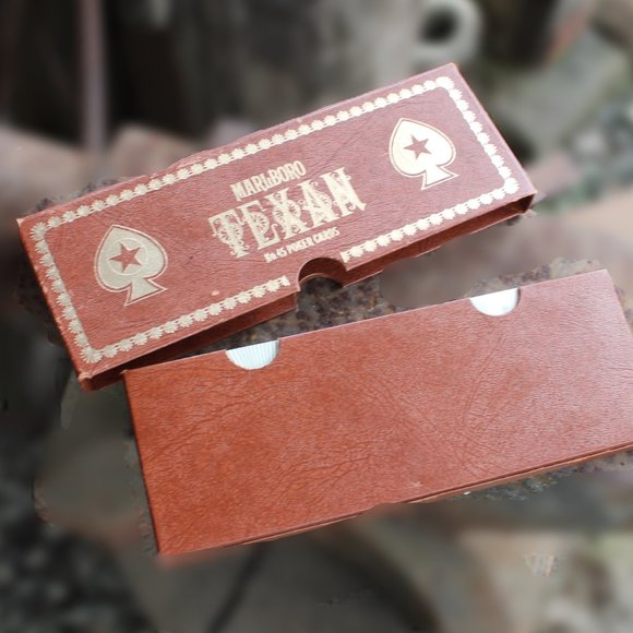 Collectible Marlboro Texan Poker Cards in Mint Condition - Unopened Deck - Picture 3 of 9